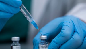 Ako je to s vakcínami od Pfizeru? Pýtali sme sa slovenskej pobočky