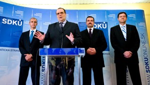 Frešo sa ospravedlňuje voličom za pád Radičovej