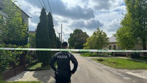 Rodinná tragédia: Vnuk mal napadnúť dedka. Muž po útoku zomrel