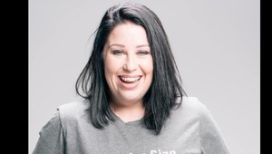 Po tom, ako schudla 100 kíl, ju lekár zbavil prebytočnej kože: FOTO len pre silnejšie povahy