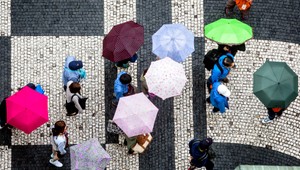 Výčiny počasia: pozor na dážď a vietor, varujú meteorológovia
