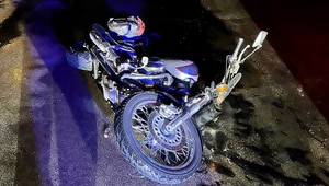 Rušná noc v Nitre: Policajti prenasledovali motorkára pod vplyvom drog