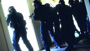 Zadržali extázu za 74 tisíc, jedným z obvinených je vojak