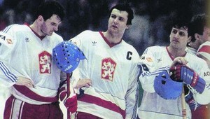 Kariéra legendy je celoživotné dielo. Lukáč volá po úcte