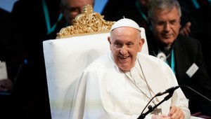 Na obed do Vatikánu pozval pápež František aj transrodových ľudí