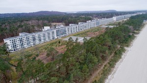 Hitler nariadil stavať obrovské morské kúpele: Na apartmánoch dnes ryžujú realitky