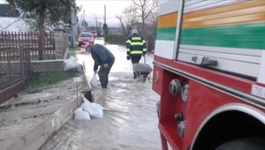 Voda na východe Slovenska opäť udrela.  Nech sa už nad nami pánbožko zmiluje, vyhlásil miestny starosta