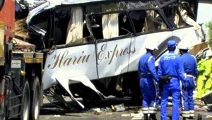 Cesta do Disneylandu skončila tragédiou! 7 mŕtvych, 38 zranených