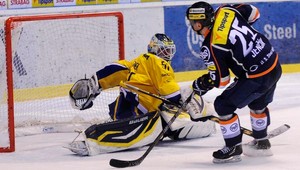 Piešťany si vylámali zuby na Staňovi, Košice s mečbalom