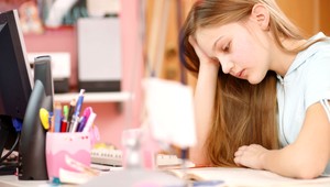 Začiatok vyučovania pred 8:30 deťom škodí, tvrdia vedci