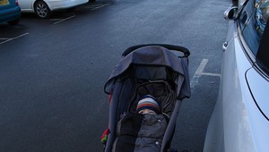 VIDEO: Neuveriteľné! Bábätko prežilo zrážku s autom