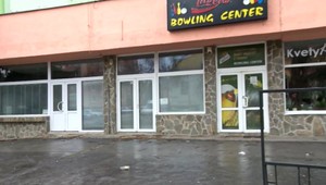 Piati policajti zo Skalice mali opití surovo dobiť mladíka