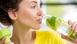 TOP osviežujúca detox limonáda: Prečistí vám telo a urýchli chudnutie