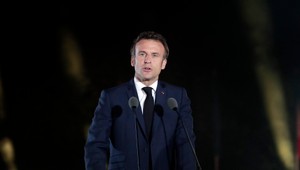 Protesty nepomohli. Dôchodkový vek sa zvýši zo 62 na 64 rokov