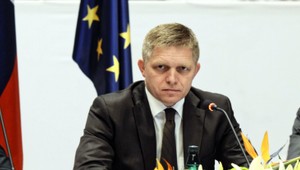 Fico: Vytvoríme 100-tisíc nových pracovných miest