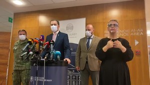 Výnimku v druhom kole plošného testovania dostane Bratislava aj Košice. Zmení sa aj režim na hraniciach