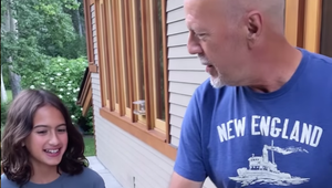 Dojímavé video s dcérkou! TAKTO bojuje Bruce Willis s nevyliečiteľnou chorobou mozgu!