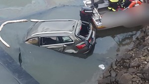 Tragická nehoda na Orave: V aute, ktoré sa zrútilo do priehrady, mal sedieť lekár