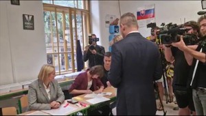 Pellegrini opäť hovorí o zmene volebného systému. Môže to byť pasca aj pre Hlas, upozorňuje odborník