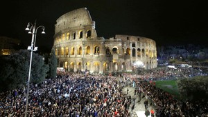 Krížová cesta pápeža Františka z rímskeho Kolosea