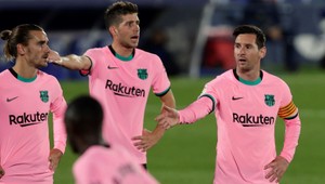 Nová doba v Barcelone: Koeman otvorene skritizoval Messiho