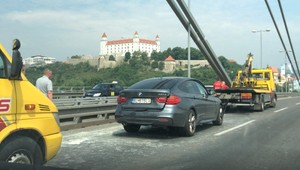 Reťazová nehoda na Moste SNP