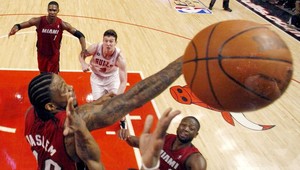 NBA: Chicago zlyhalo v streľbe, Miami vyrovnalo sériu
