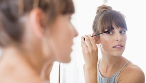 Neviete si predstaviť líčenie bez čiernej riasenky? Vymeňte ju za tento HIT, neoľutujete!