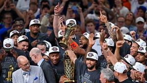 Čakali 53 rokov. New York Knick predviedli ďalší obrat a sú šampiónmi NBA