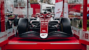 F1 dorazí na Slovensko. Monopost Alfa Romeo F1 Team ORLEN bude možné vidieť na čerpacích staniciach v Bratislave, Šamoríne a v Prešove