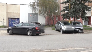 Kaskadérska jazda mladého muža na prešovskom sídlisku poškodila päť aút