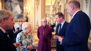 Diplomatický prešľap Camerona. Kamery zachytili, ako ohovára iné štáty