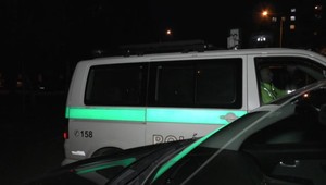 Tínedžer ohrozoval dvojicu nožom. Vyhrážal sa, že ich zabije