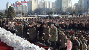 Pohreb diktátora Kim Čong-ila (†69). Deň druhý...
