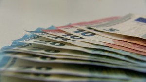 Kríza zmieta ekonomiky krajín V4. Analytici ale tvrdia, že zima nebude horšia, ako v roku 2020