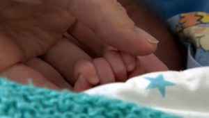 Mnohé ženy sú nespokojné s pôrodnicami. "Baby friendly" status má zatiaľ len 10 zariadení