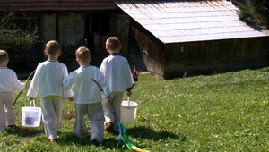 Zubami drkotali dievčatá i chlapi. Vode sa nevyhla ani redaktorka TV JOJ