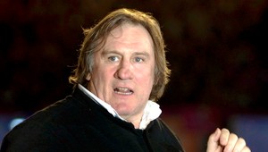 Depardieu rozbil zaparkované auto