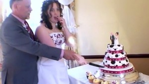 Zaľúbila sa do nevlastného otca: Neuveríte, ako skončil vzťah bizarnej dvojice