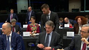 Finančný boj v europarlamente. V rozpočte únie chýbajú stovky miliárd