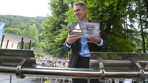 Pre herca Bána je divadlo manželkou a film milenka