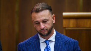 Minister vnútra Šutaj Eštok ponúkol Španielsku policajtov na ochranu hranice