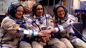 Astronaut najprv záhadným rastom vyvolal senzáciu, potom správu označil za falošnú