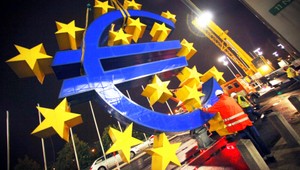 Snahy o záchranu eurozóny pokračujú. ECB má tajný plán