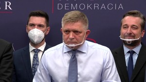 Politické elity pristupujú k očkovaniu svojsky: Súvisí aj toto s nízkym záujmom o vakcináciu?