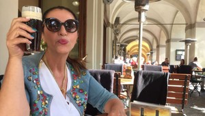 Novomanžel Kabrheľ sa činí, chce zastaviť trestné konanie voči svojej manželke