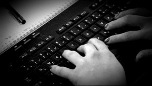 Barbore vzala žena na sociálnej sieti identitu, jej fotky sa objavujú na intímnych zoznamkách