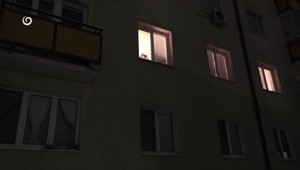 Zadržali muža podozrivého z vraždy seniorky. Pri zásahu napadol policajtov nožom