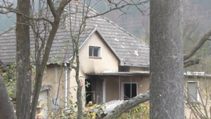 Požiar domu sa stal osudným jeho majiteľovi. Starší muž sa udusil  jedovatými splodinami