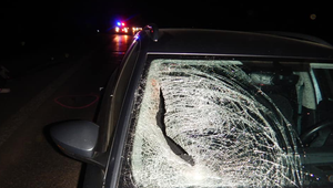 Tragická nehoda: Cyklista po zrážke s osobným autom podľahol zraneniam